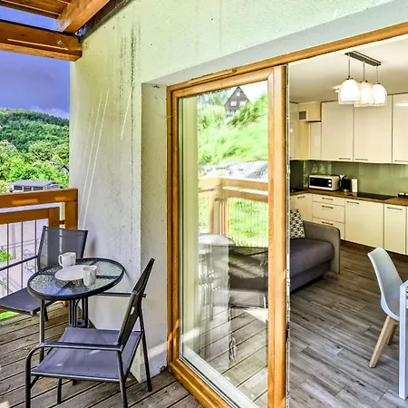 Warynskiego, Sun & Snow *